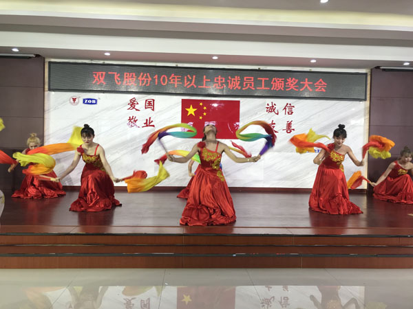 32013.jpg 图片关键词